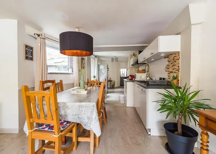 Maison Authentique Au Bord Du Trieux A Guingamp