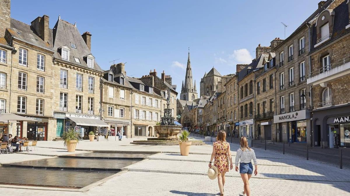 Maison Authentique Au Bord Du Trieux A Hébergement de vacances *
