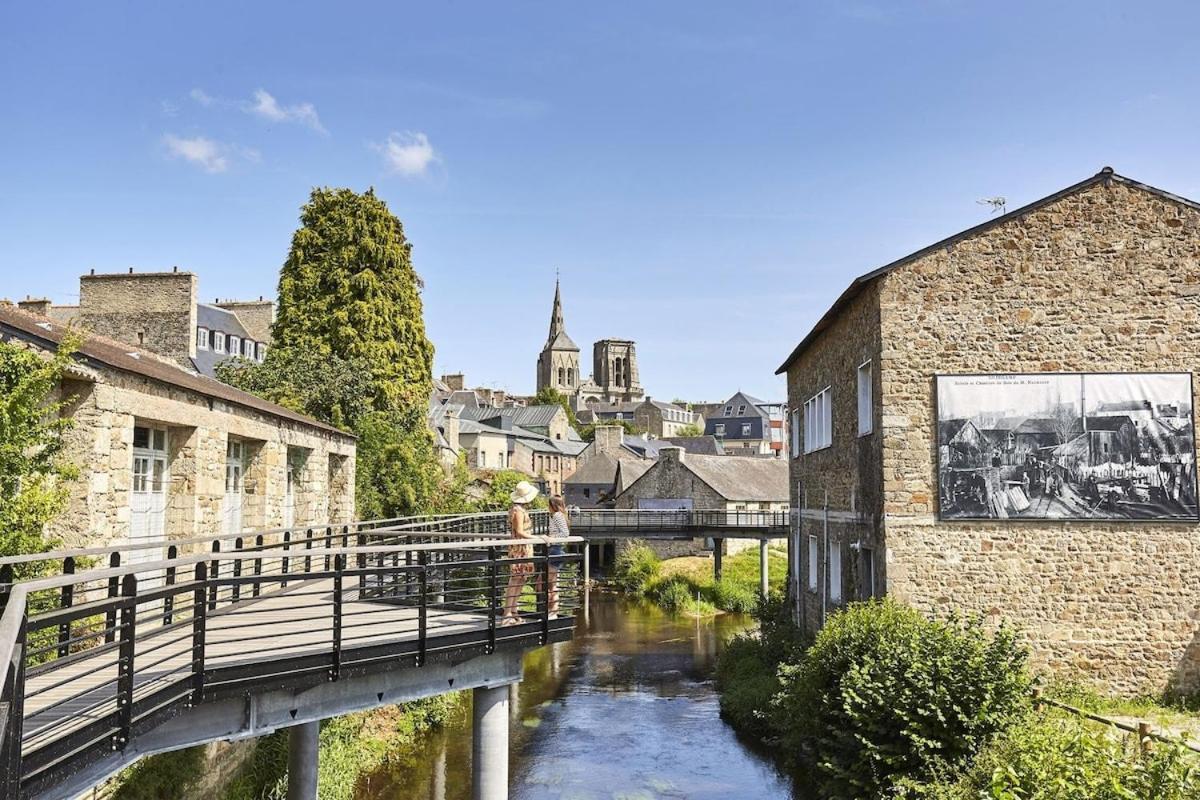 Maison Authentique Au Bord Du Trieux A Hébergement de vacances *